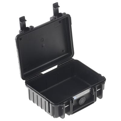 OUTDOOR kuffert i sort med skum polstring 205x145x80 mm Volume: 2,3 L Model: 500/B/SI